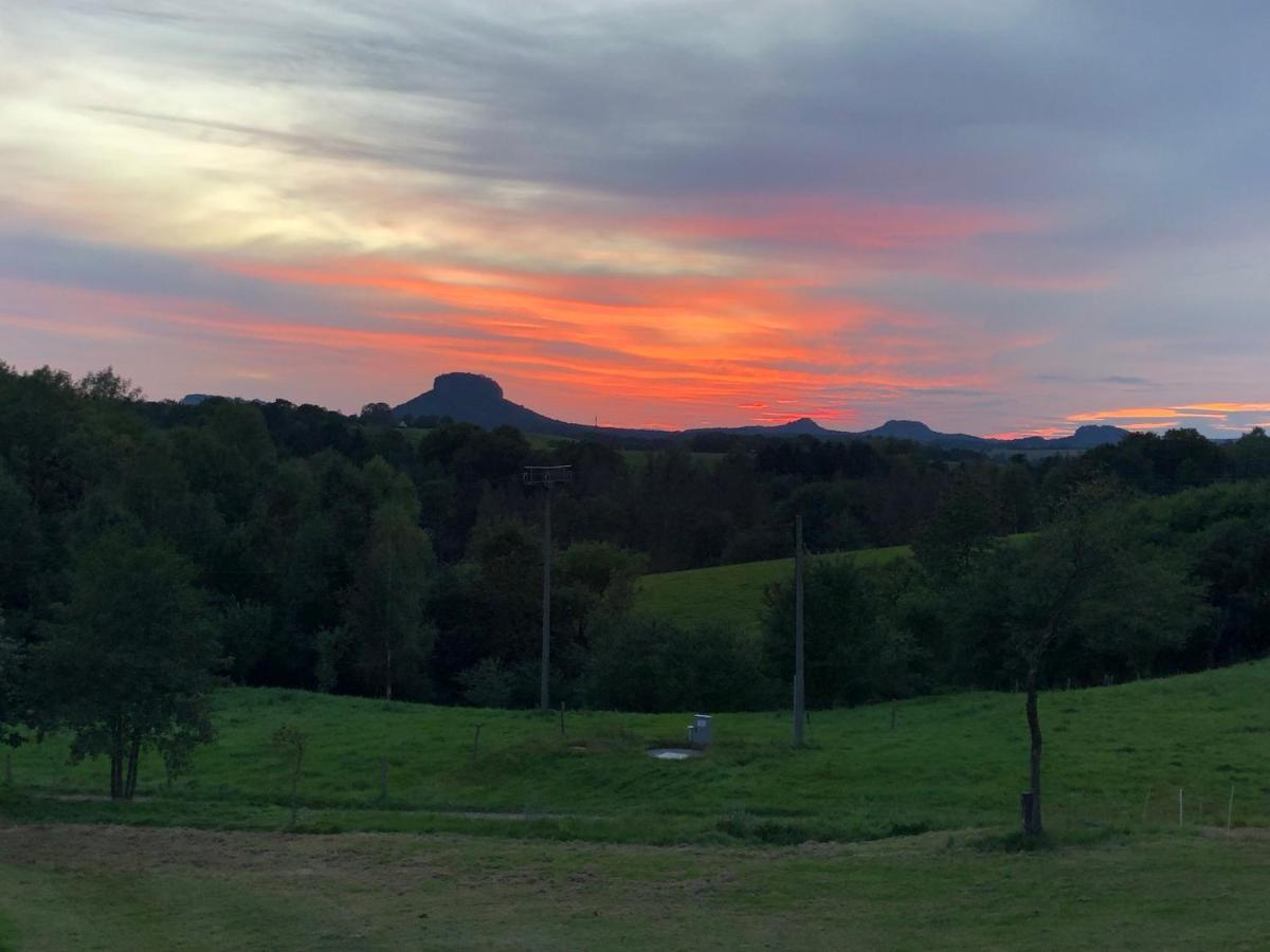 Auszeit Mit Weitblick In Der Saechsischen Schweiz - Kleiner Bauernhof Mit Tieren Und Wallbox Rathmannsdorf Exteriör bild